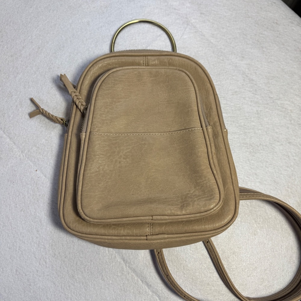 Antik Kraft Tan Vegan Leather Backpack Gold Ring Accent Braided Zipper Pulls